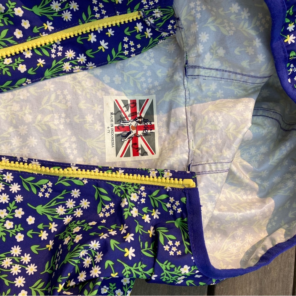 Mini Boden Rain Coat 6-7y